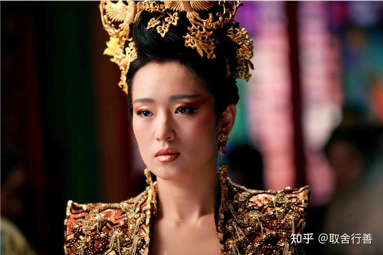 为什么巩俐是新加坡人的事,没有几个人讨论的?