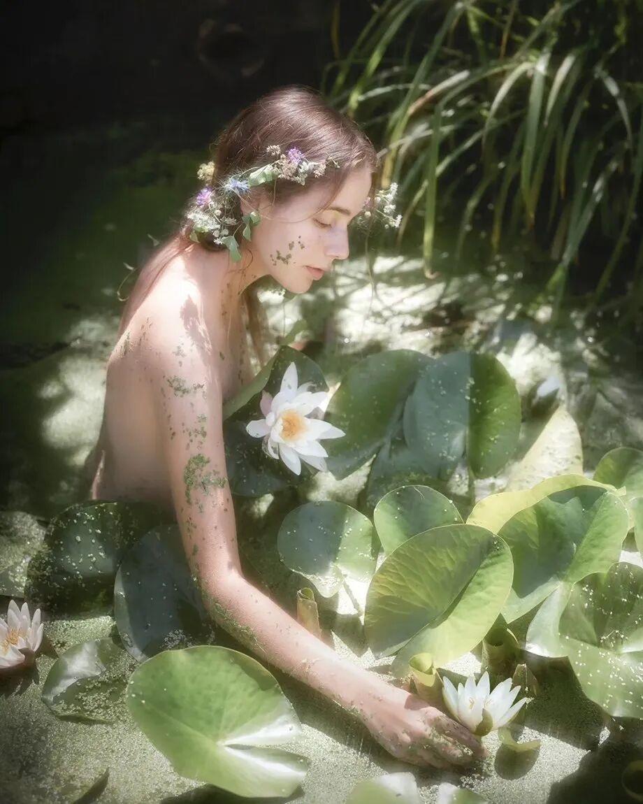 Vivienne Mok | 细腻柔美的画意人像摄影师
