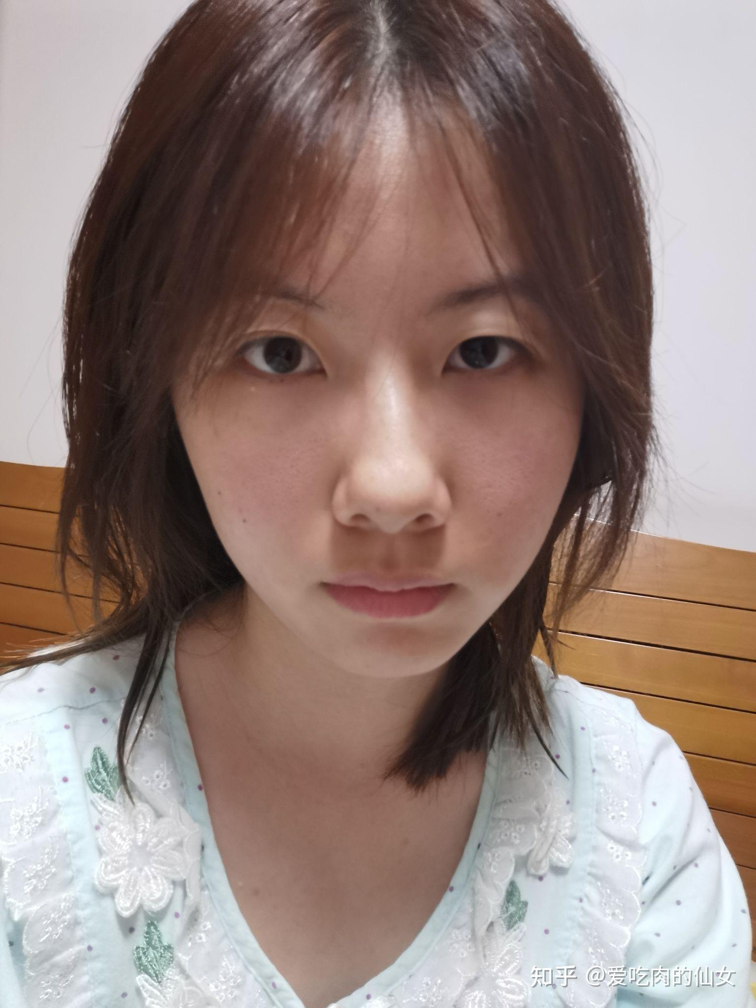 1梦见别人脸丑的预兆可得平安荣华之幸运,及能受父祖余德或财力所荫益