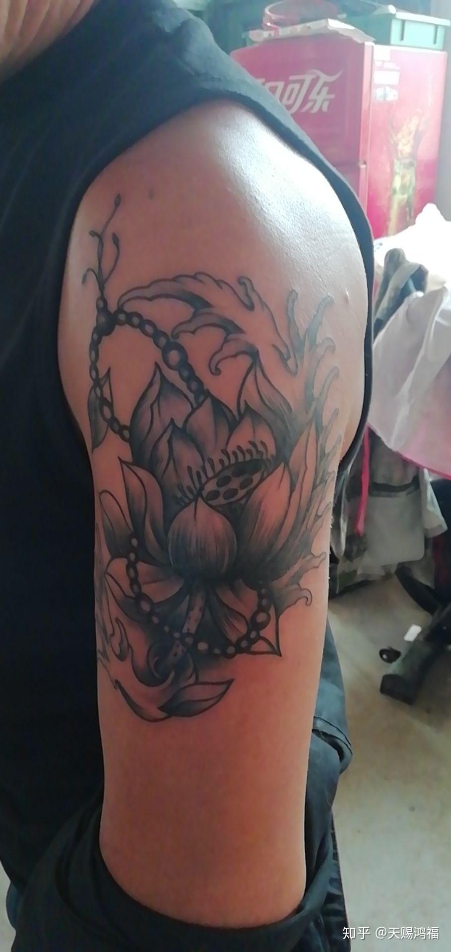 莲花纹身有什么讲究吗纹在脚踝处有什么需要注意的