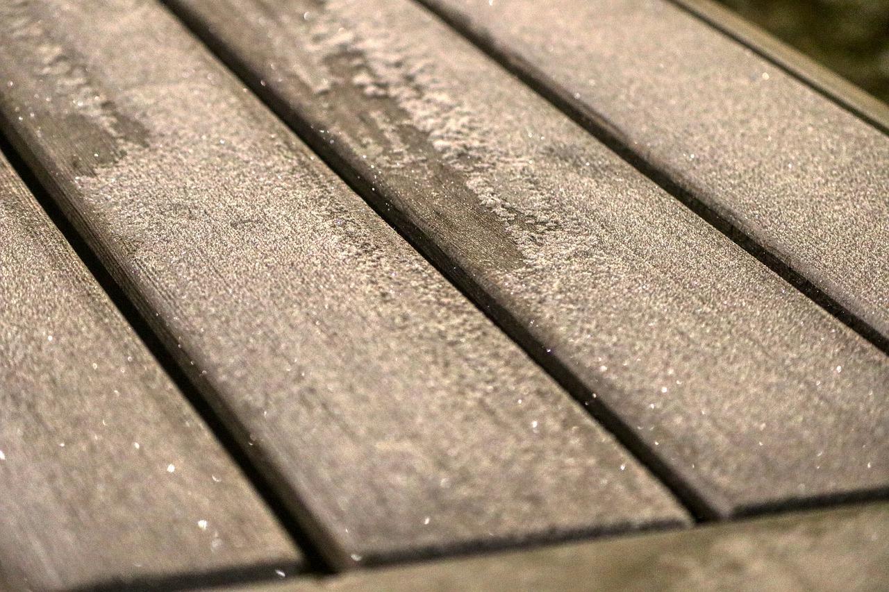 冬天阳台如何不上冻