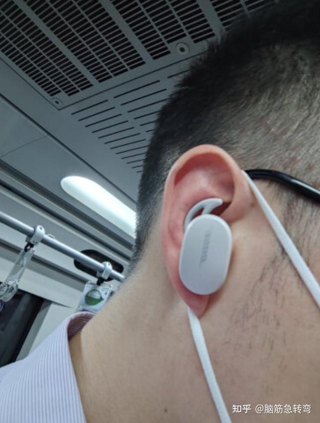 bose大鲨和airpodspro选哪个比较好