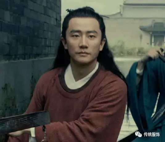 妖猫传中黄轩饰演的白居易所穿着的服饰属于哪一种啊
