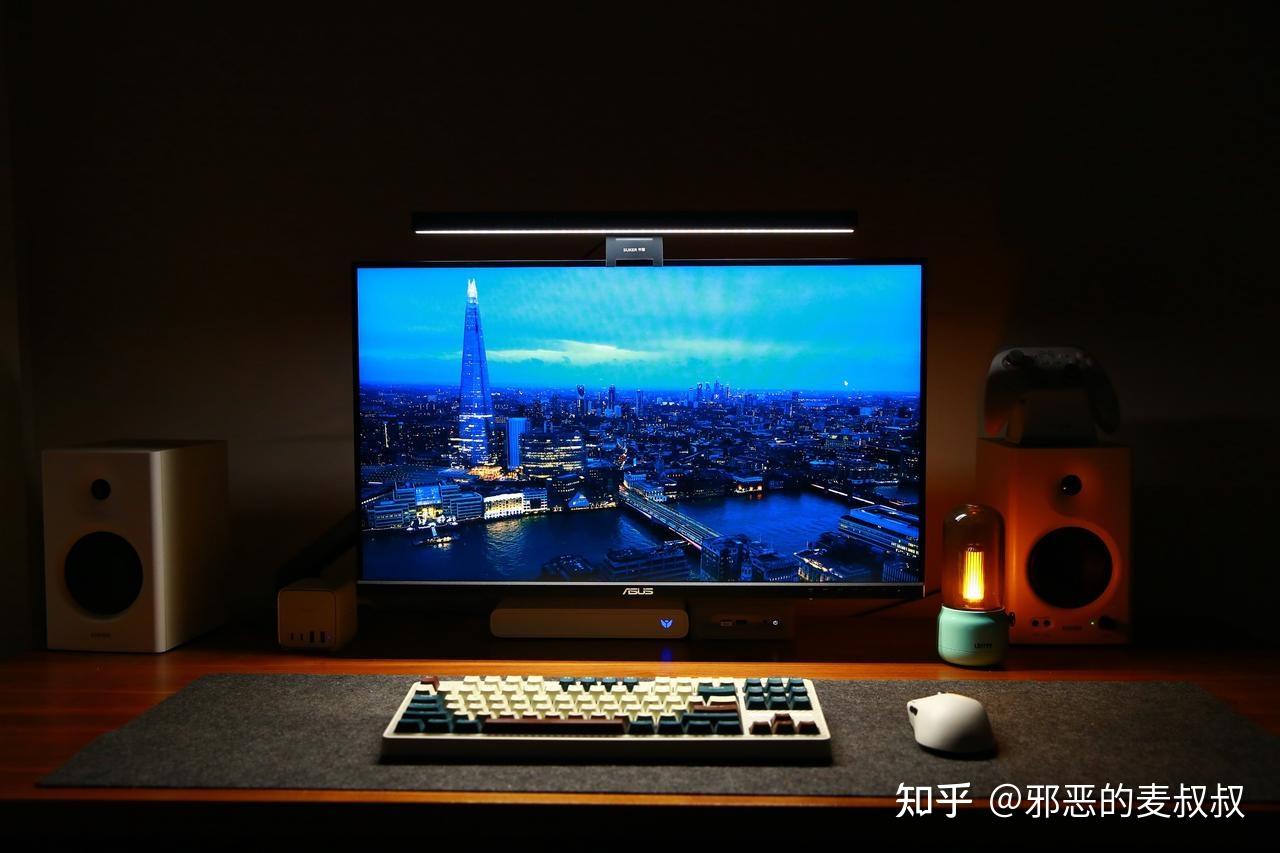 书客SKR2屏幕灯全面评测：精准控光护双眼，桌面刚需无短板