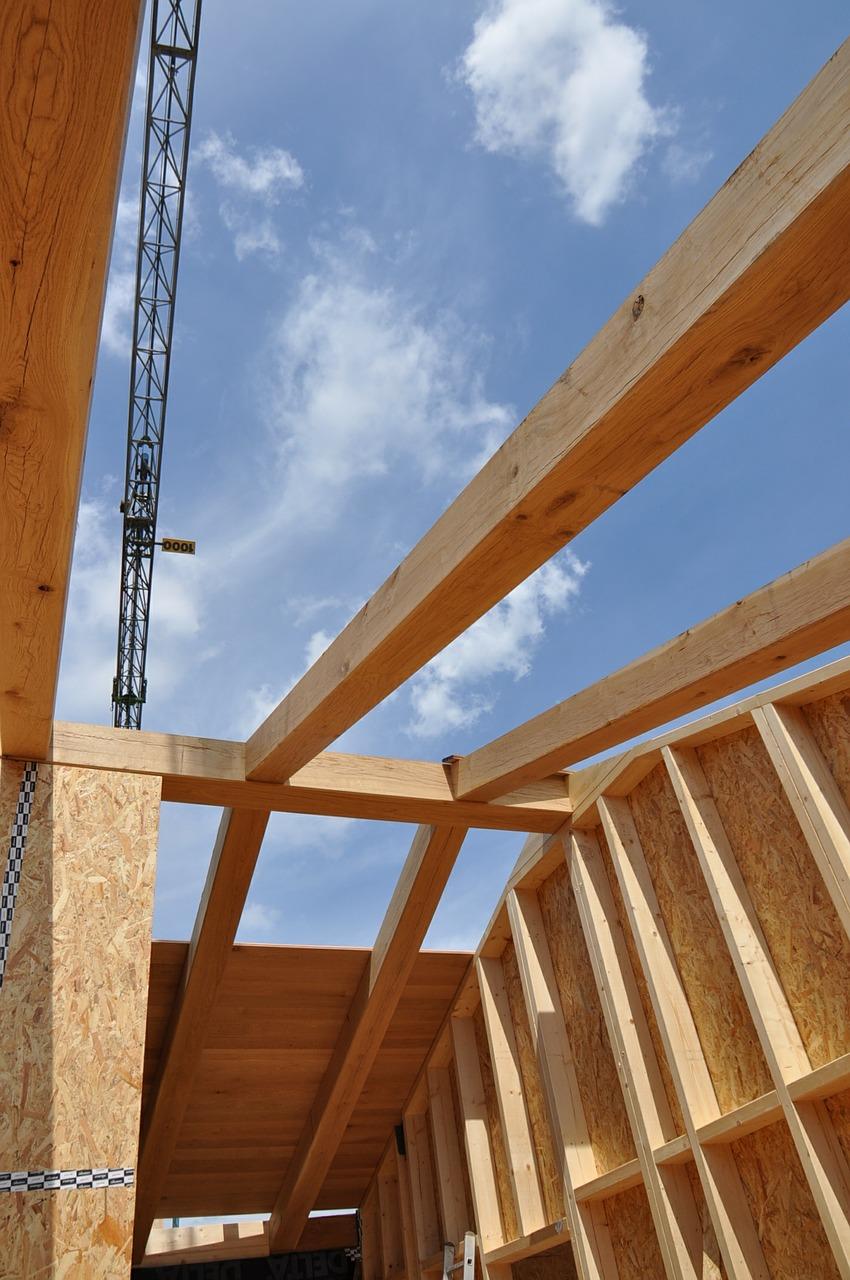 钢结构屋顶承重能力