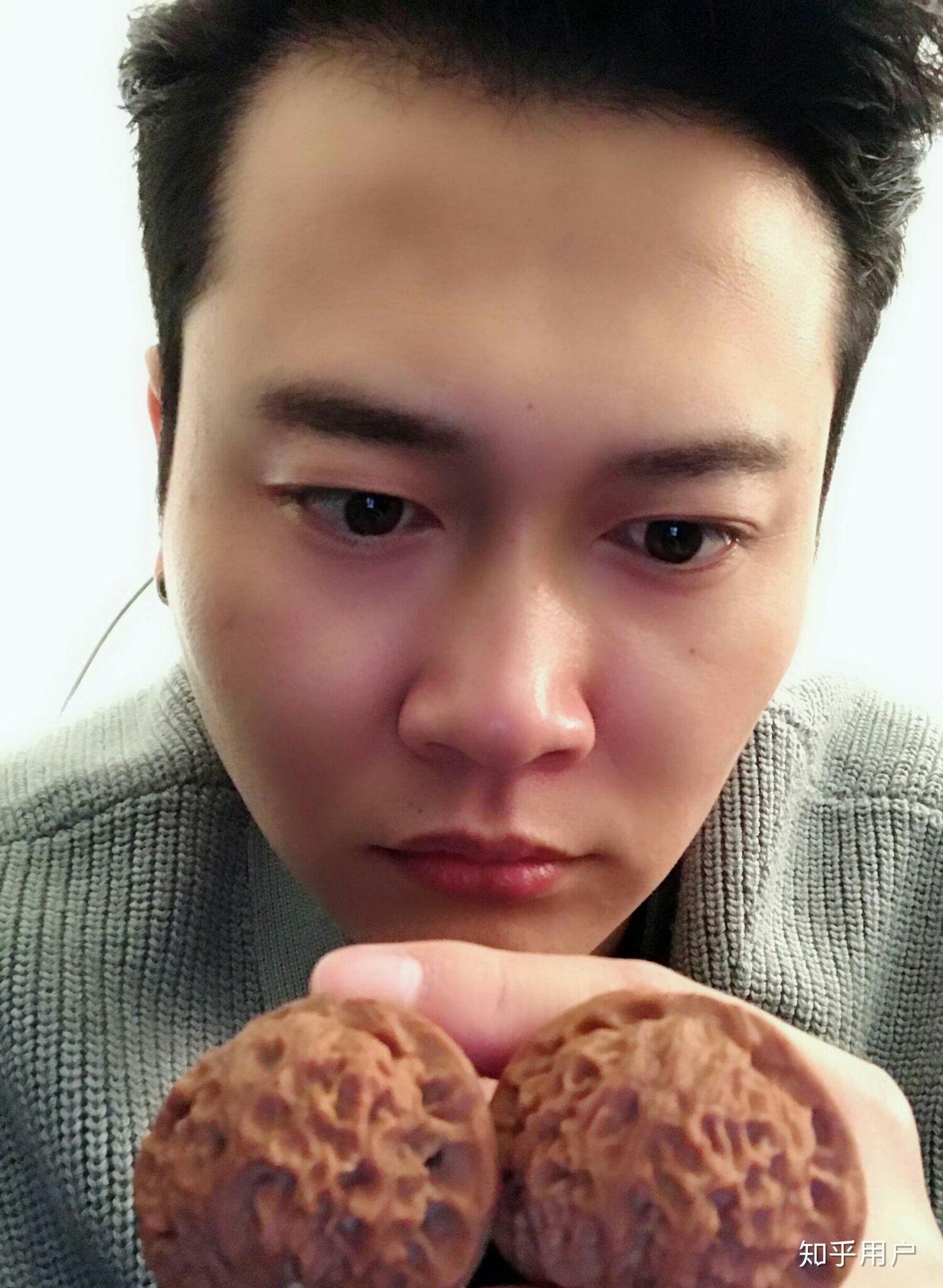 孟鹤堂眉毛用啥子画的嘛辣么好看