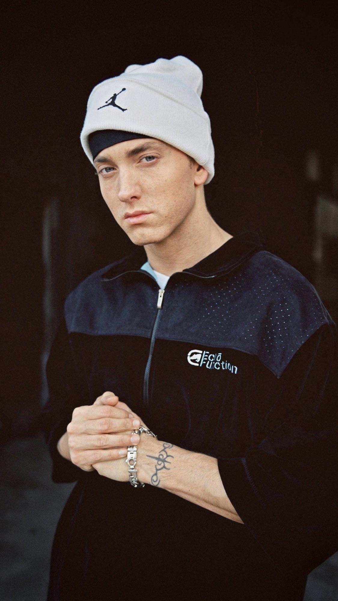 跪求好看的姆爷高清壁纸无水印那种谢谢