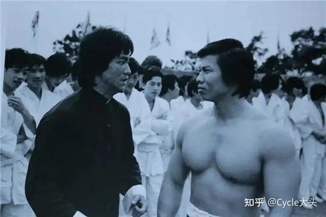“东方野兽”香港健美先生:杨斯 - 知乎