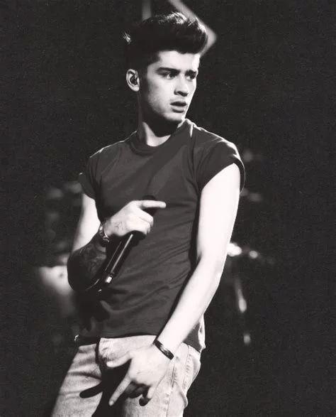 泽恩马利克帅照有哪些? - 知乎