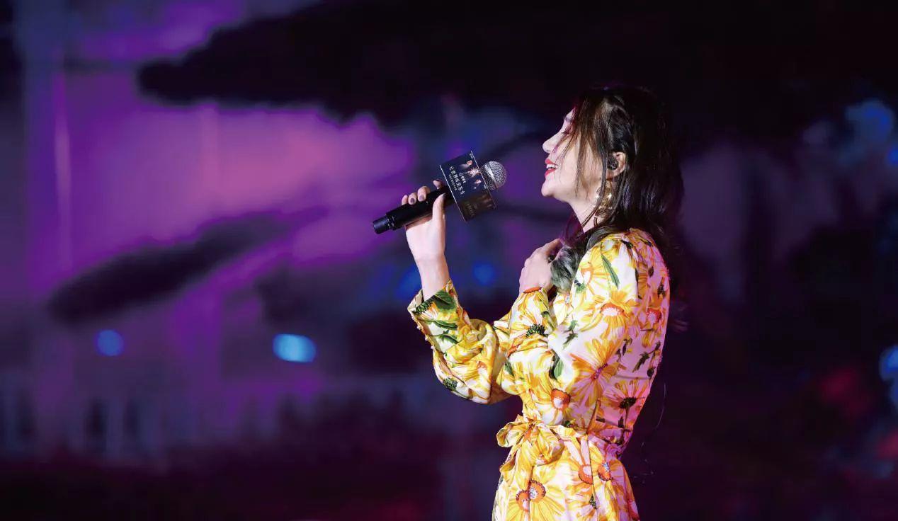 大家觉得阿朵漂亮吗