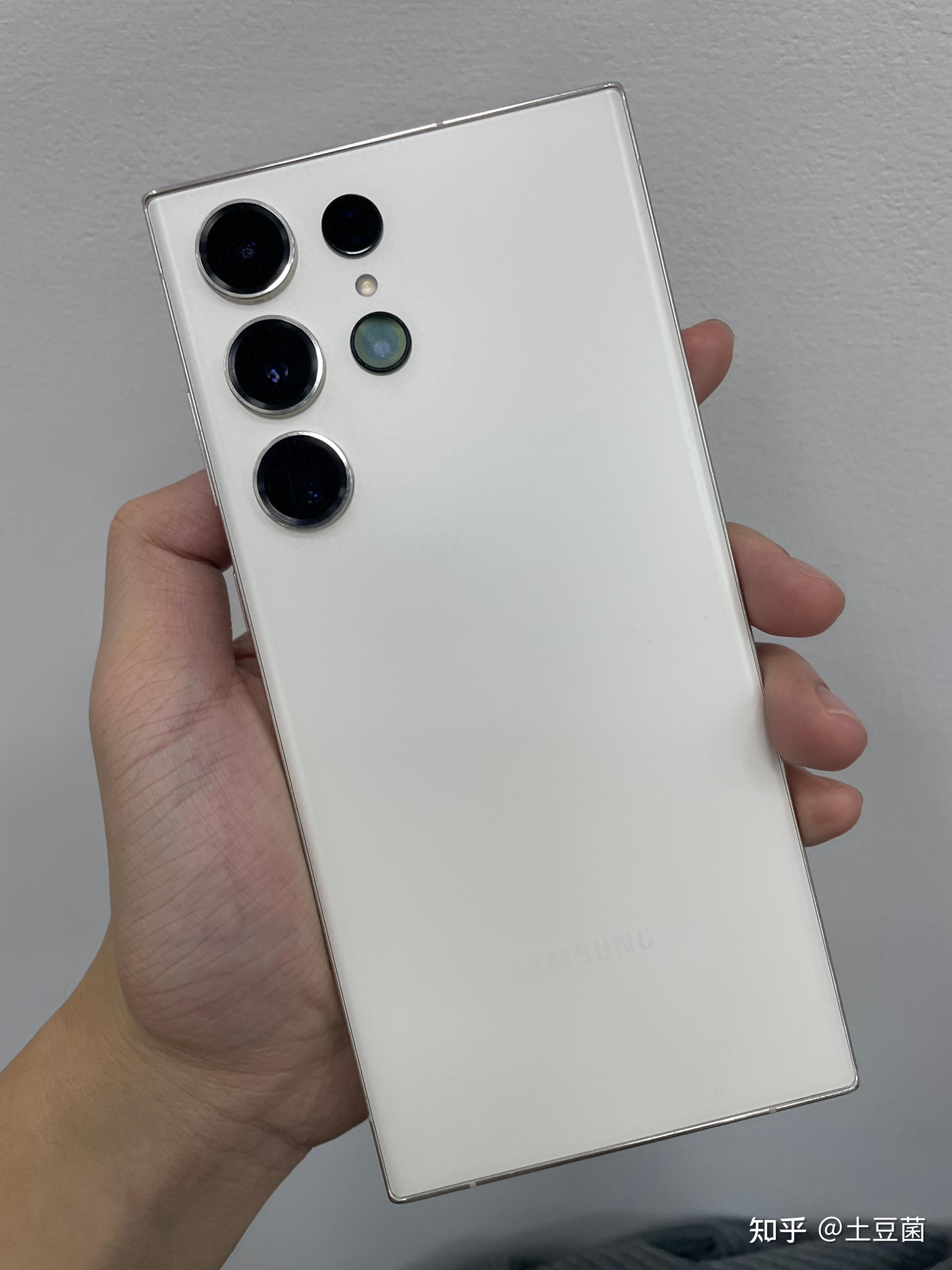 可以吐槽一下三星s23u吗