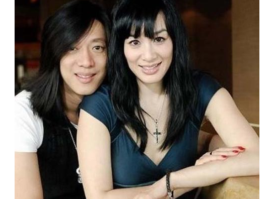 钟丽缇前夫,曝只爱大女儿不疼考拉,离婚