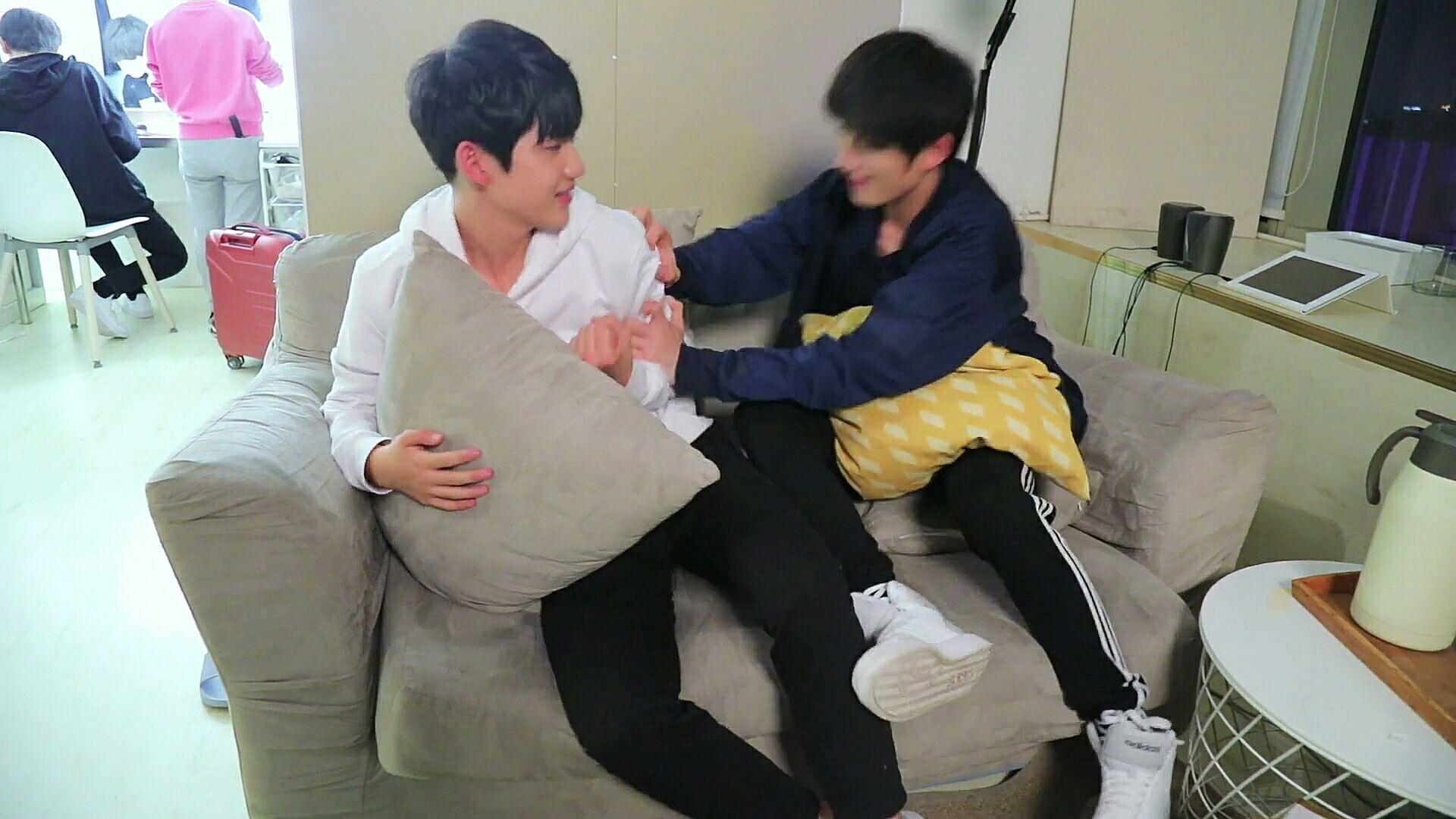 如何解读"《念念》定妆照拍摄花絮"?