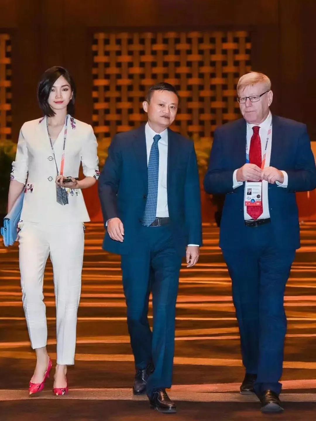 如何看待从阿里离职的漂亮女高管从来不过情人节及蚂蚁