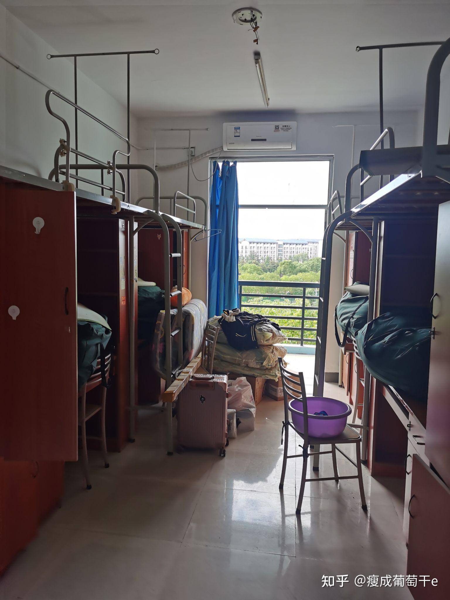 南京理工大学紫金学院的宿舍条件如何校区内有哪些生活设施