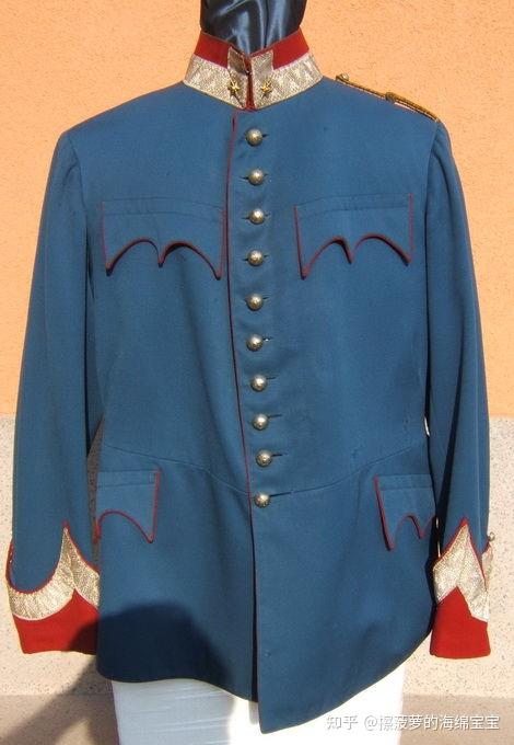 奥匈帝国军服肩上的结绳是做什么用的
