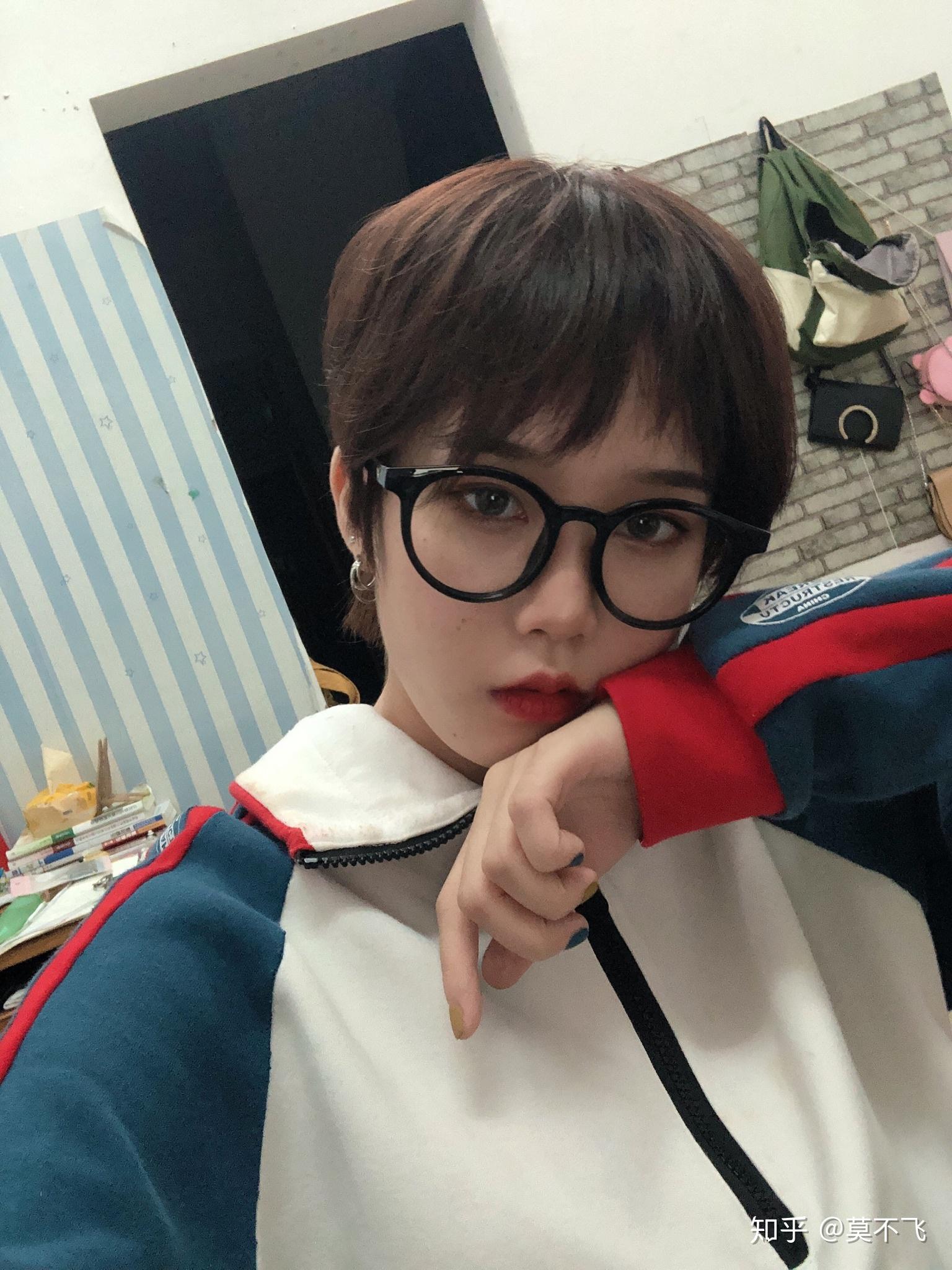 建议学生党女孩子剪短发吗