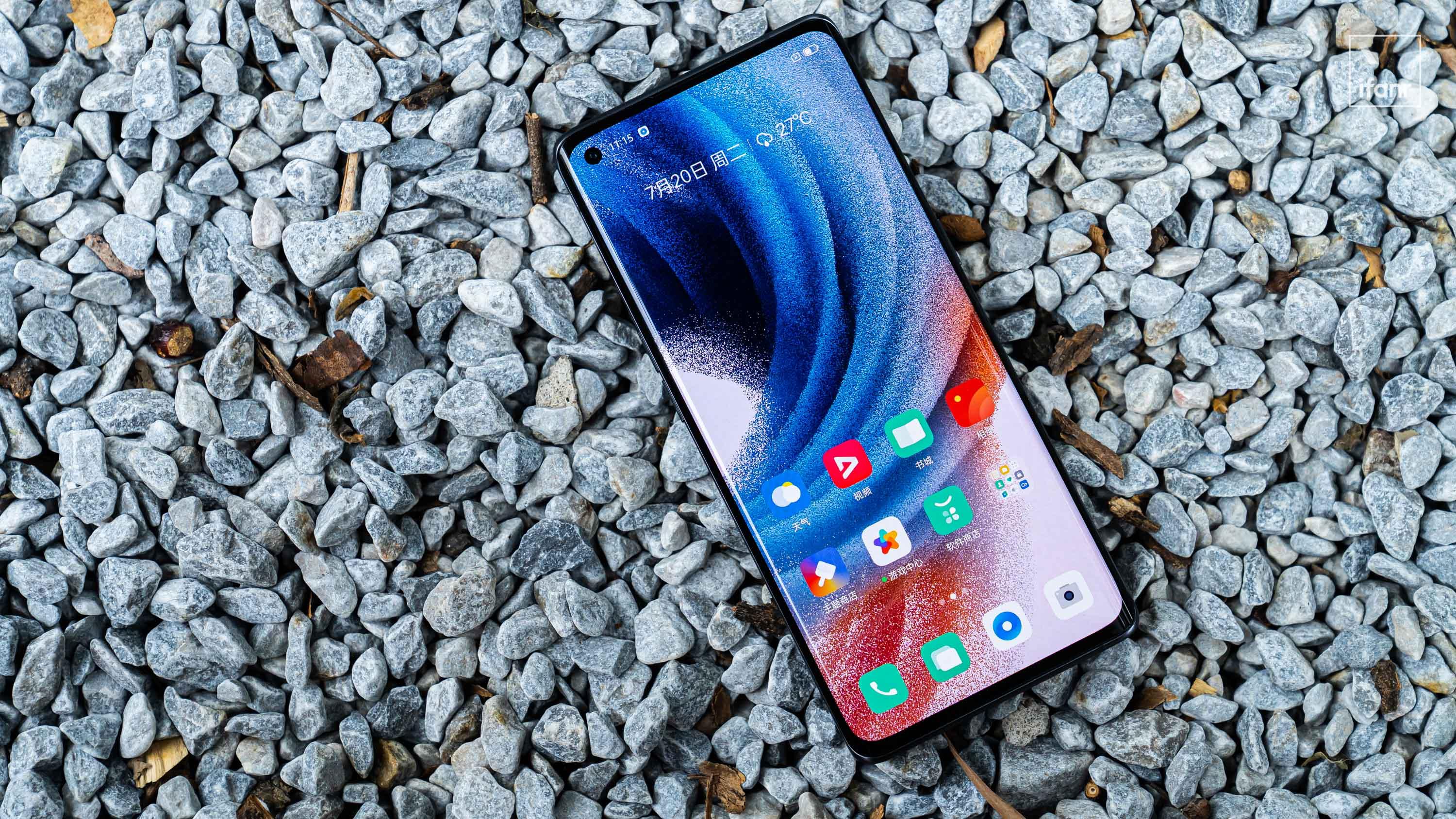 如何评价realme真我gt大师系列的外观与质感你喜欢这款旅行箱设计吗