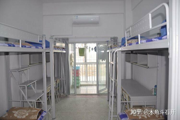 邹城孟子湖一中怎么样成绩在中上游建不建议去