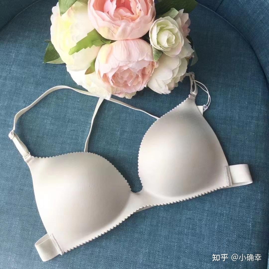 有轻薄的适合上班族的小贵又小众的内衣牌子推荐吗? - 知乎