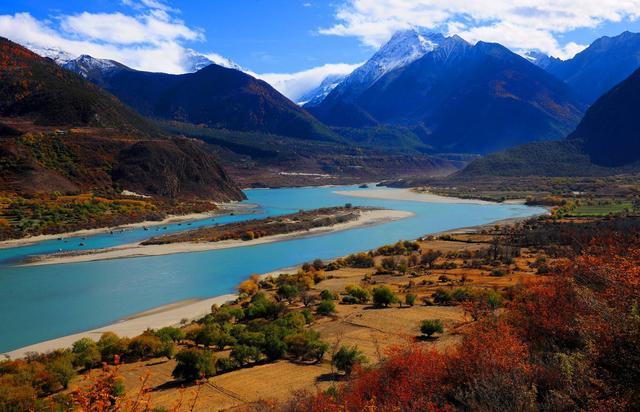 30岁以前，一定要去西藏打卡这5个景点！