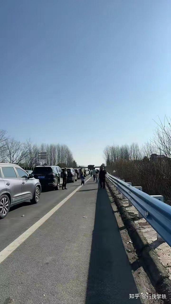 为什么现在北京全天候堵车