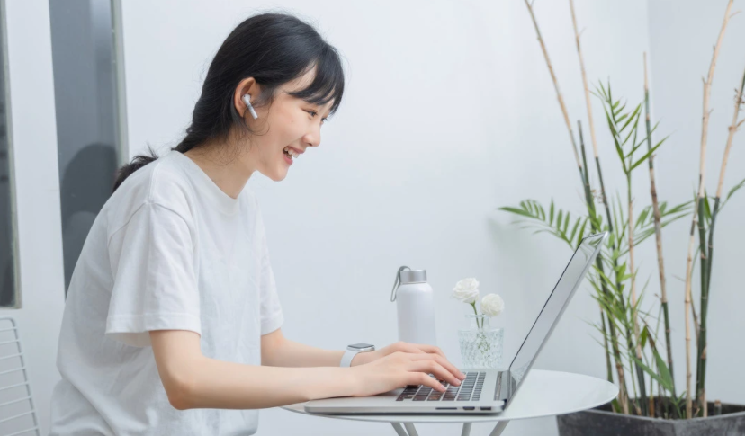 成人学英语线上好还是线下好 英语一对一网上培训哪家好 知乎