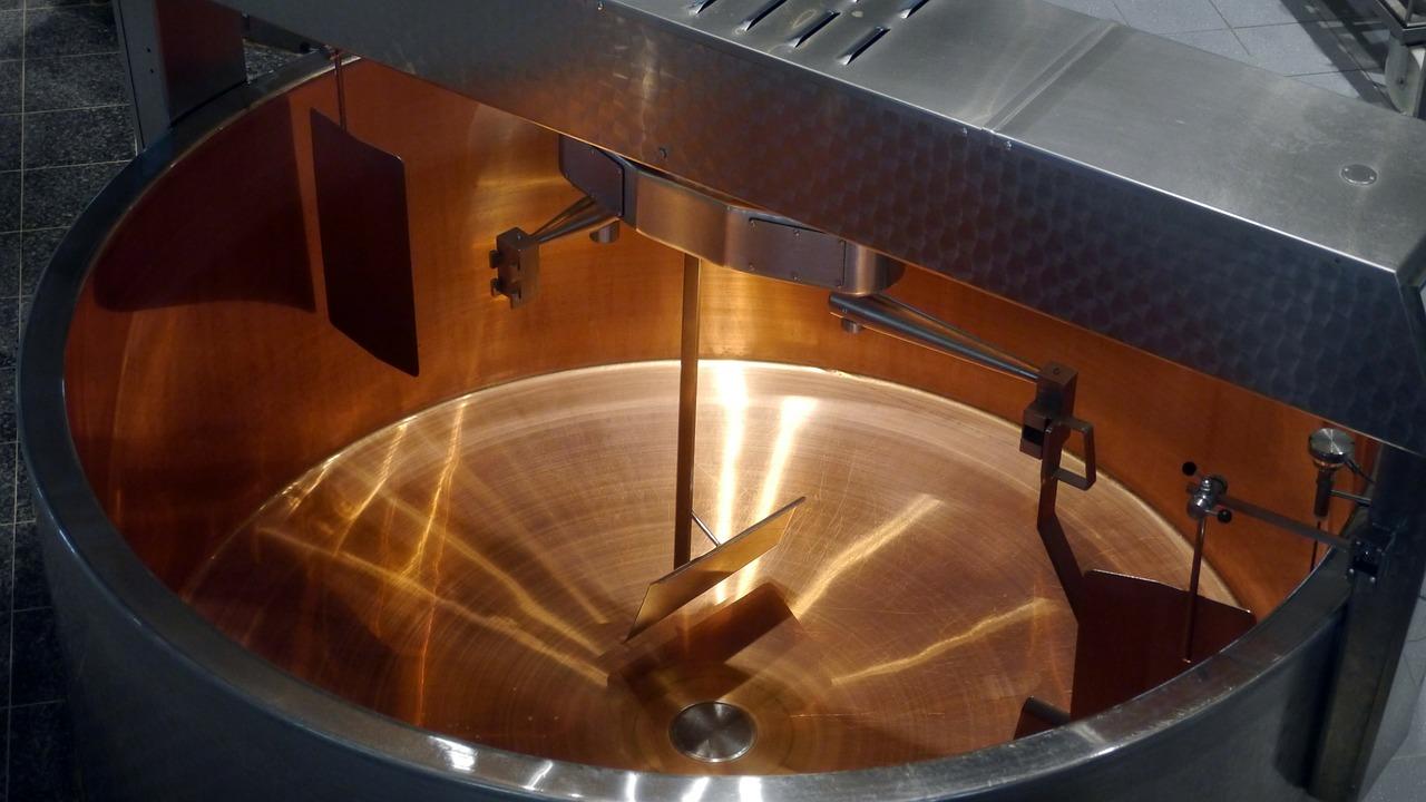 4. 不锈钢装饰应用