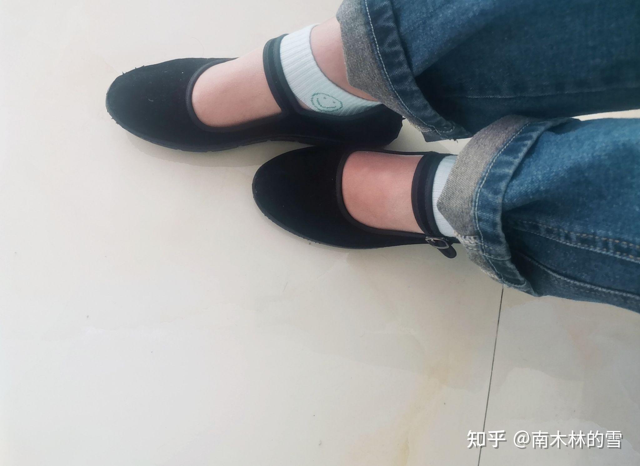 为什么有的男生喜欢穿女鞋?