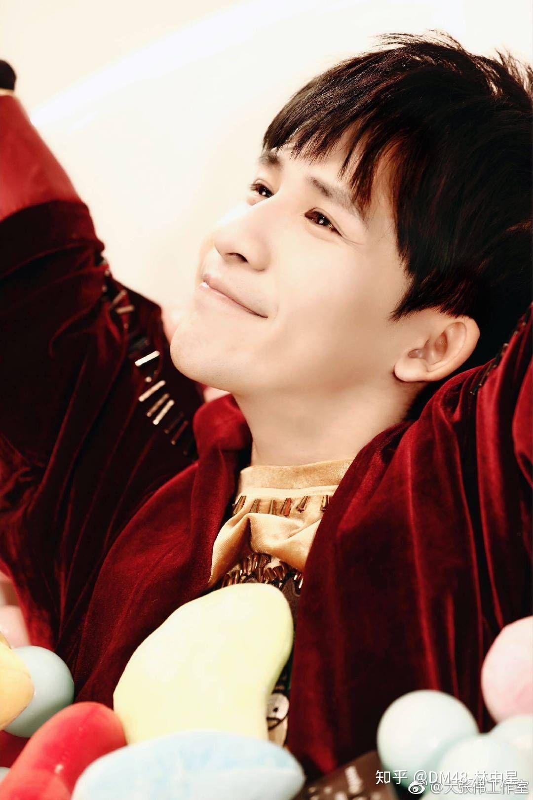 你相册里边有没有爱不释手的大张伟的照片