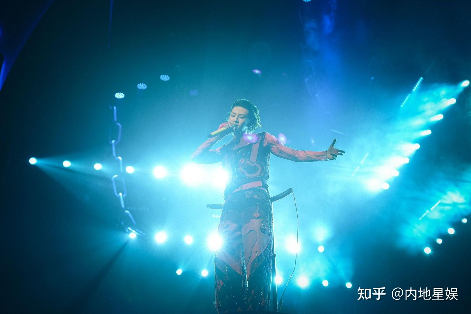 小鬼-王琳凯成都演唱会落幕 五城巡演引爆万人完美收官 - 知乎