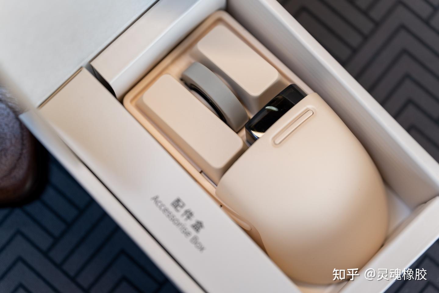 桌搭又一颜值爆表好物—Lofree洛斐小翘三模无线鼠标开箱 - 知乎