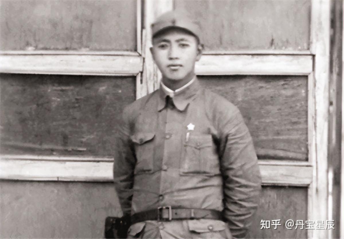 邓政委给秘书两条路:一是当书记,二是搞保卫,你选择哪个 - 知乎