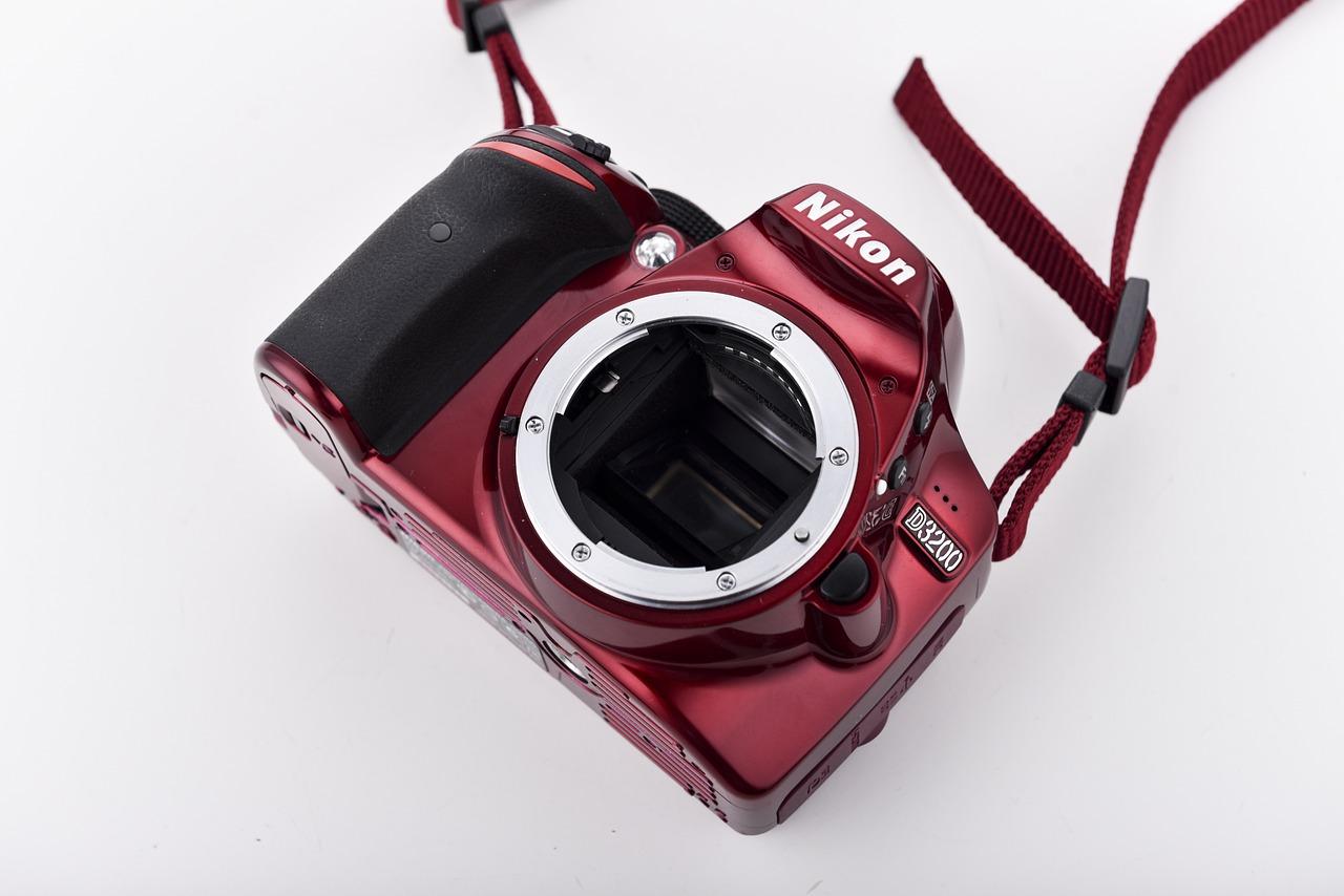 4. 专业单反相机