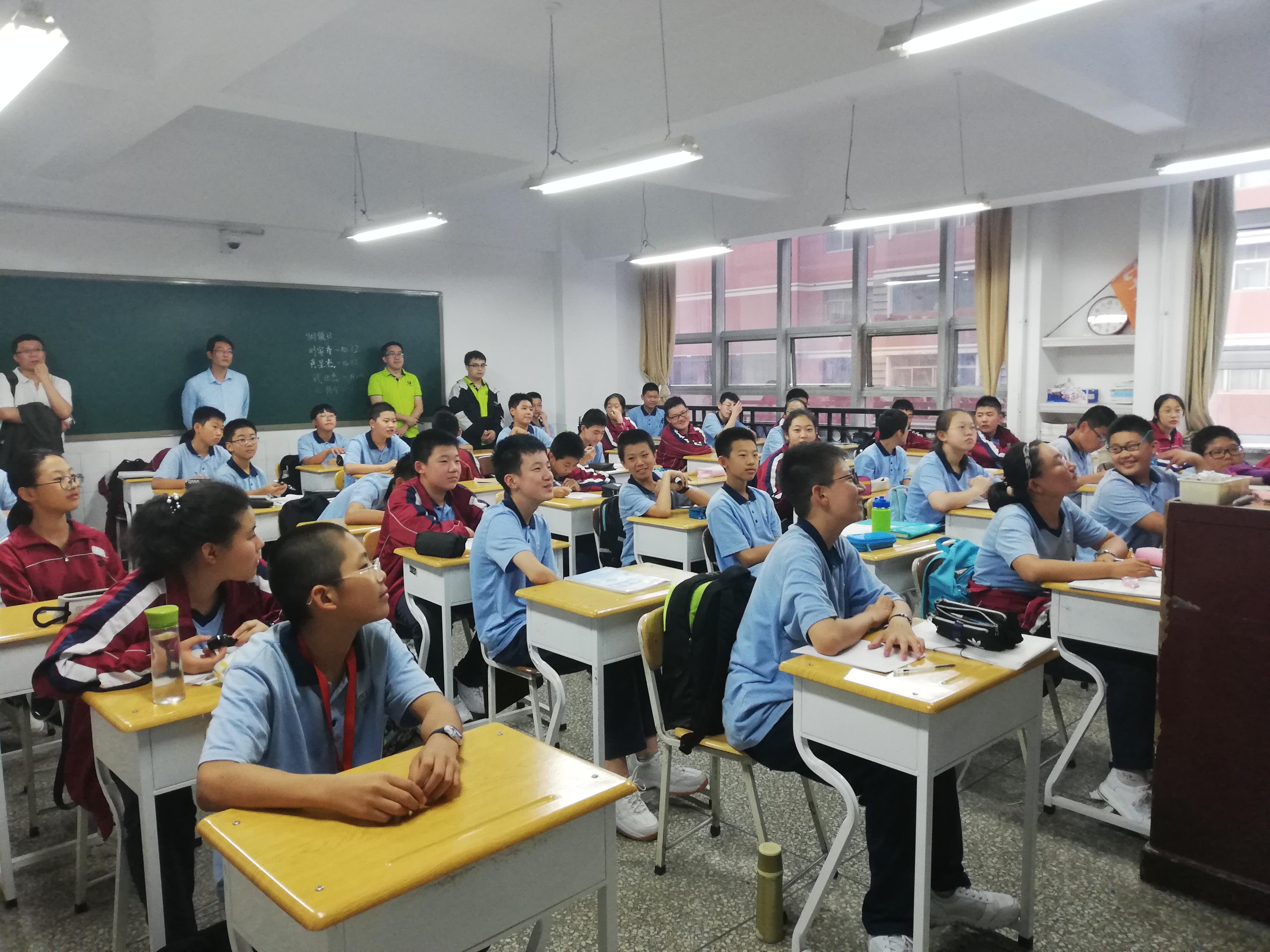 c9青少年编程走进太原十中人工智能时代孩子们需要怎样的教育