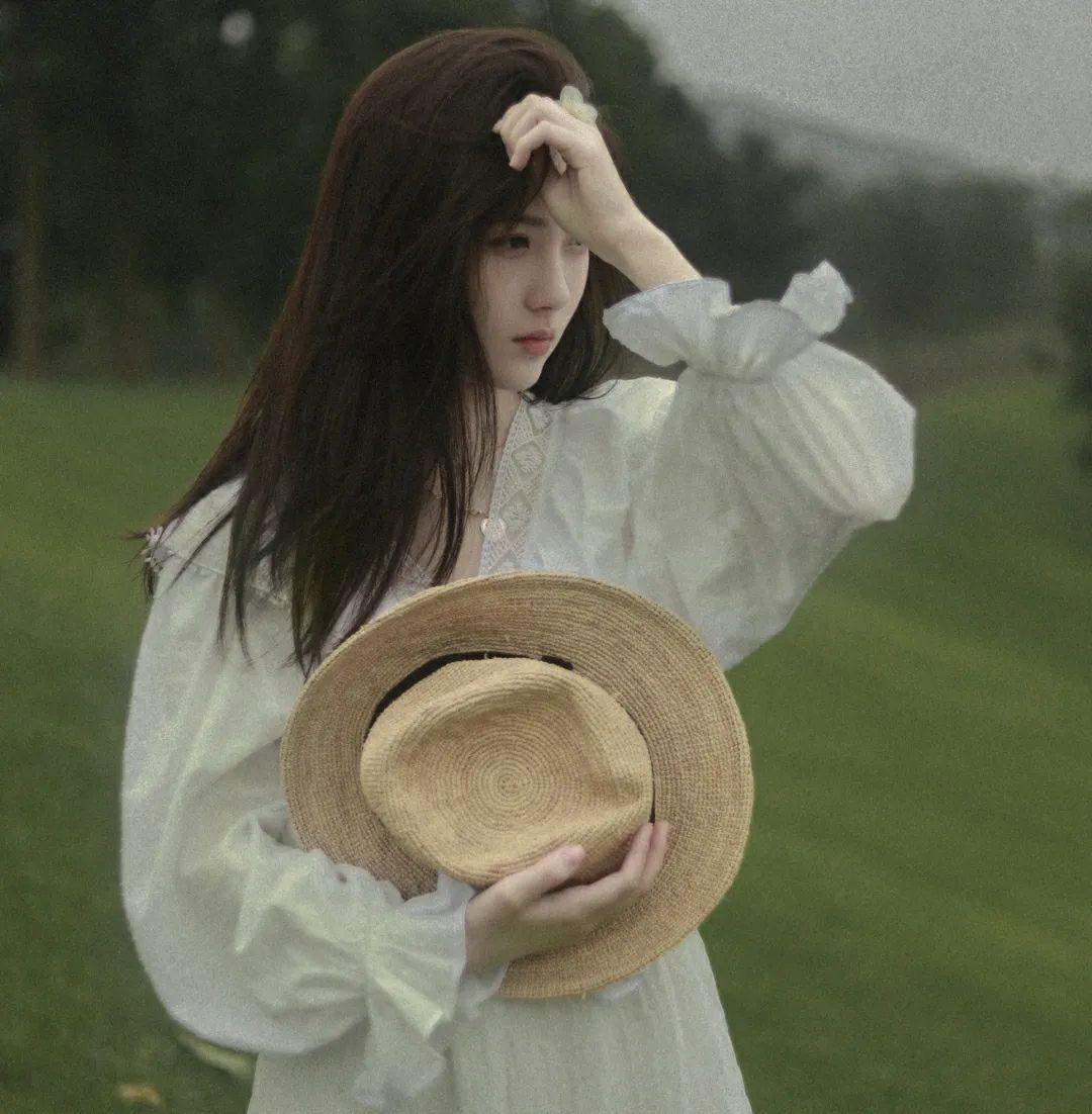 有没有一看就想恋爱的女生头像推荐