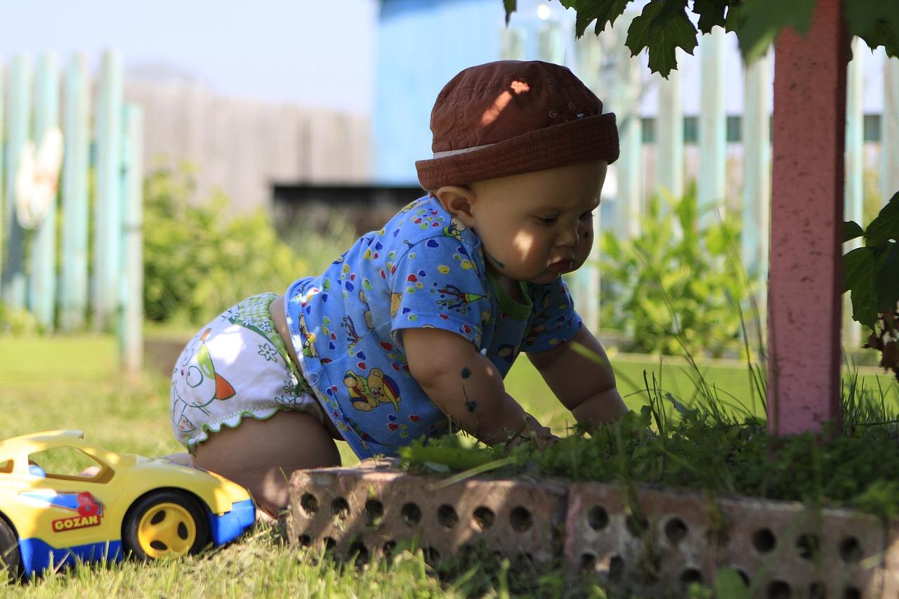 婴儿夏天睡什么