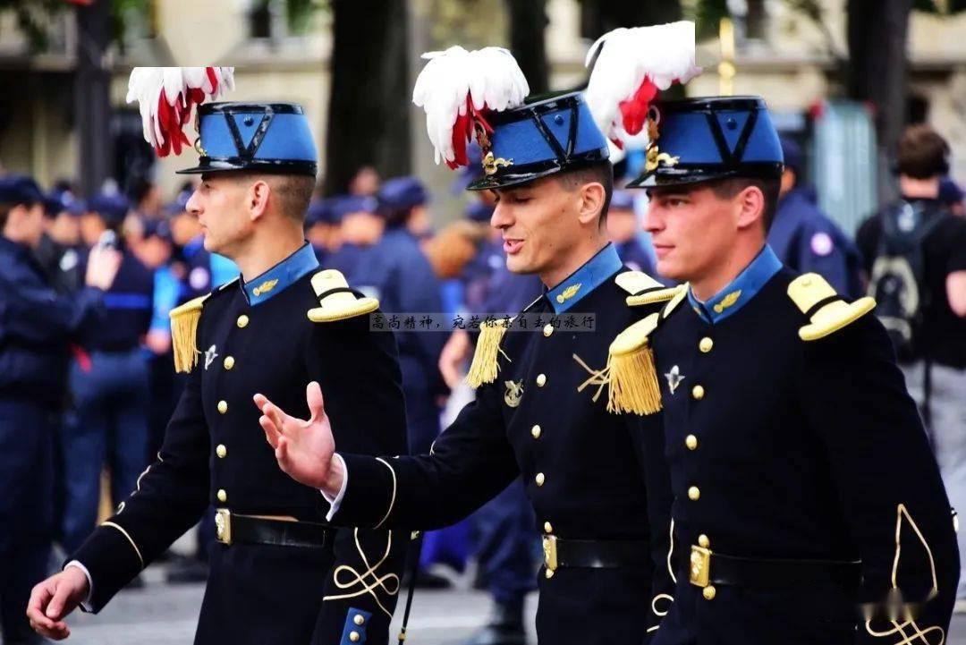 很好奇战后法军的军装体系是什么样子的? 