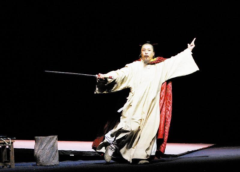 看到《妖猫传》里李白写诗,内心深处无法言表的感动,这是一种怎样的