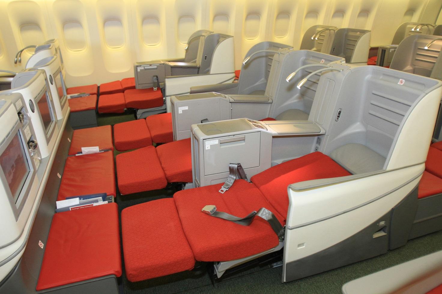 为何客机不设计成卧铺? - 知乎