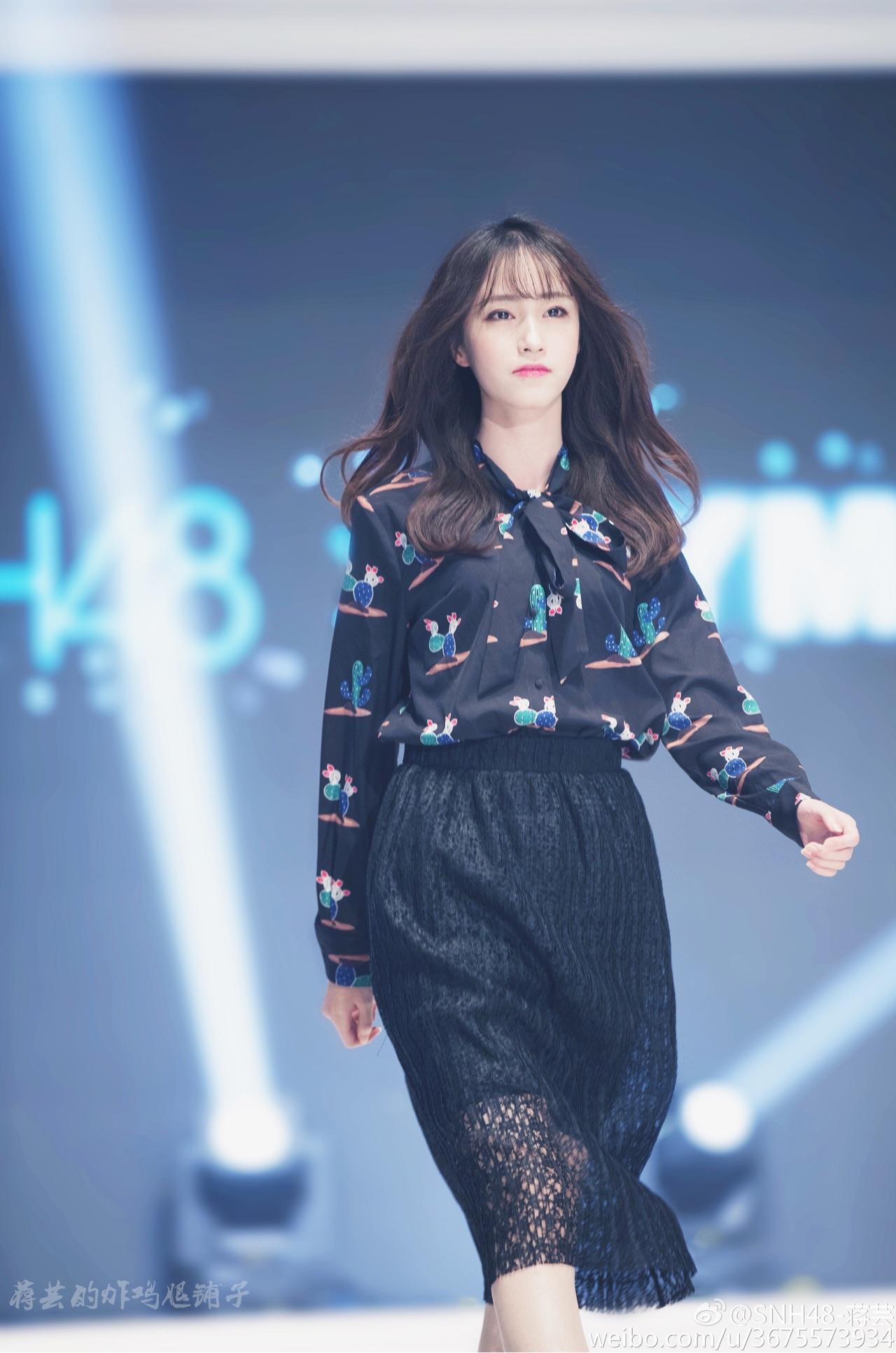 如何评价snh48里的蒋芸,感觉她真的很好,为什么人气不是特别高呢?