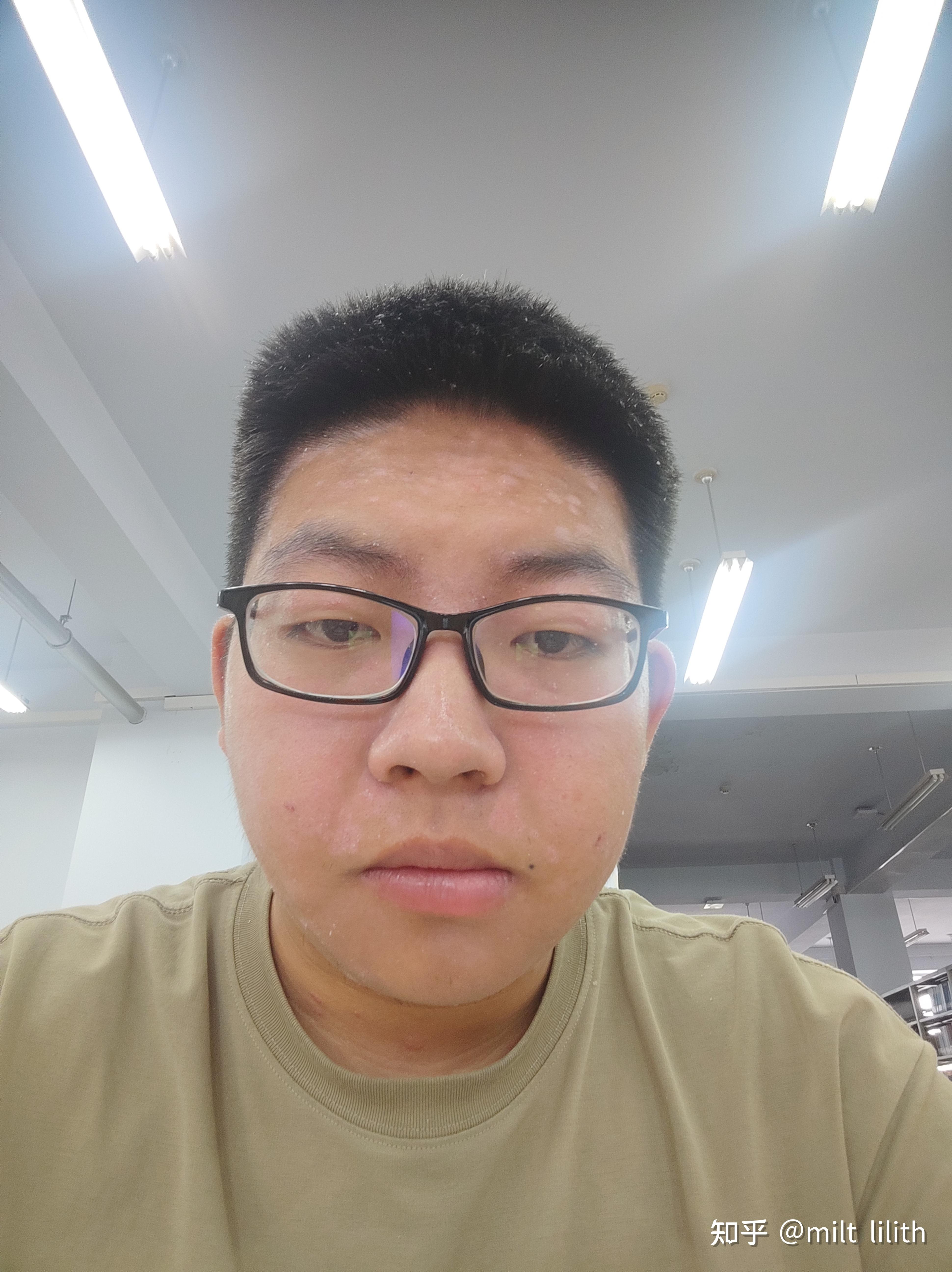 有没有长得丑的男生照片分享一下我想知道什么样算丑