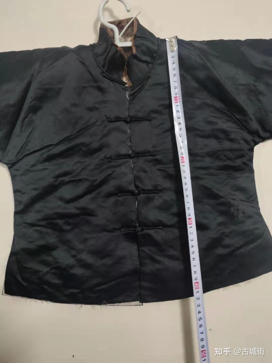 缎袄 清代襟缎面马褂羊皮袄(应为贵族公子用)（基本全新，品好一流，见图） - 知乎