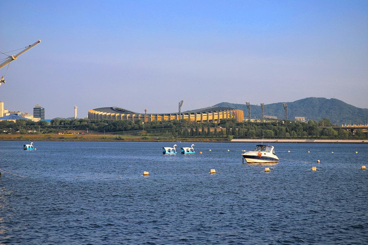 3. 周边配套齐全