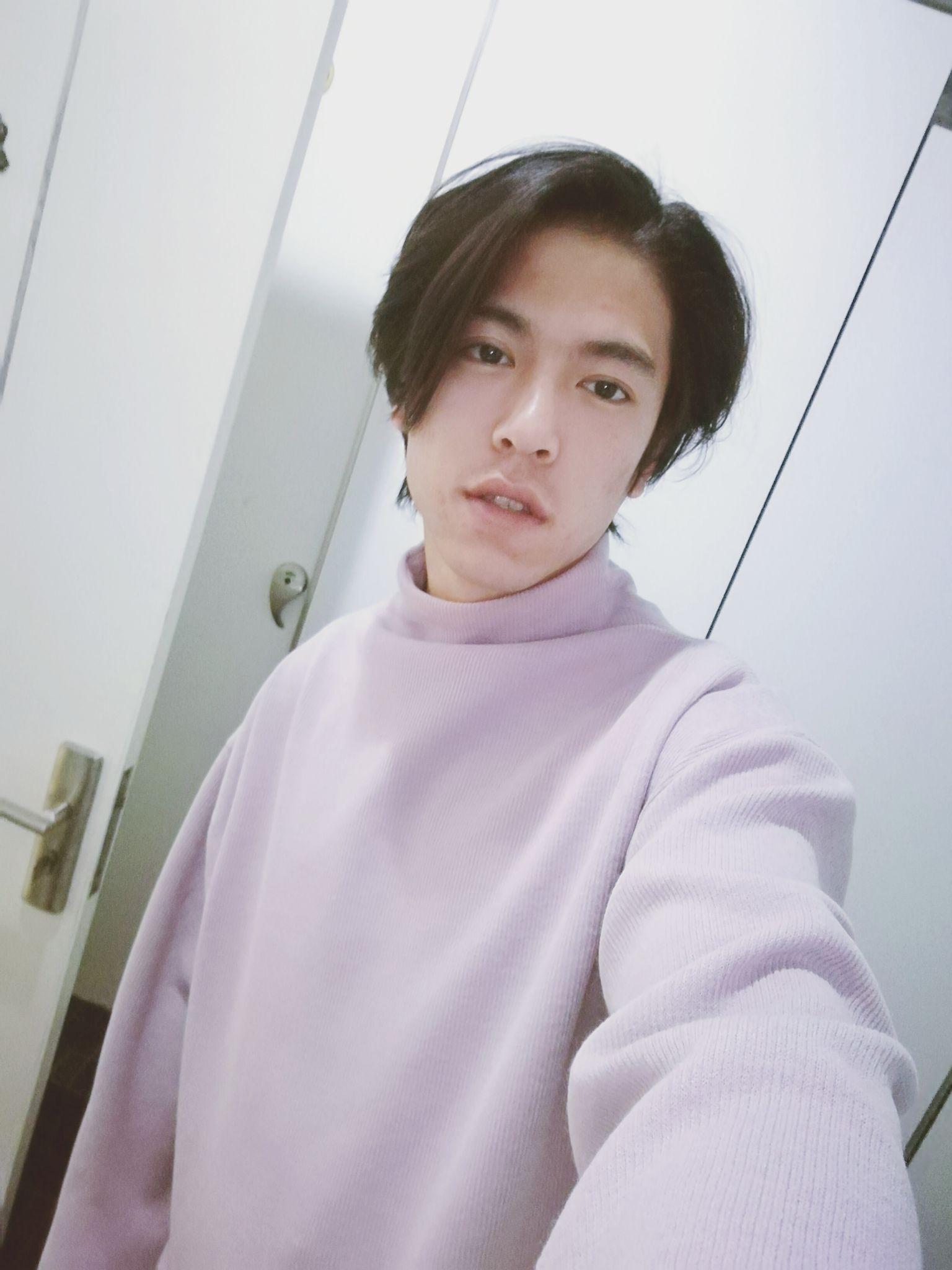 男生如何自拍才会把自己拍的好看