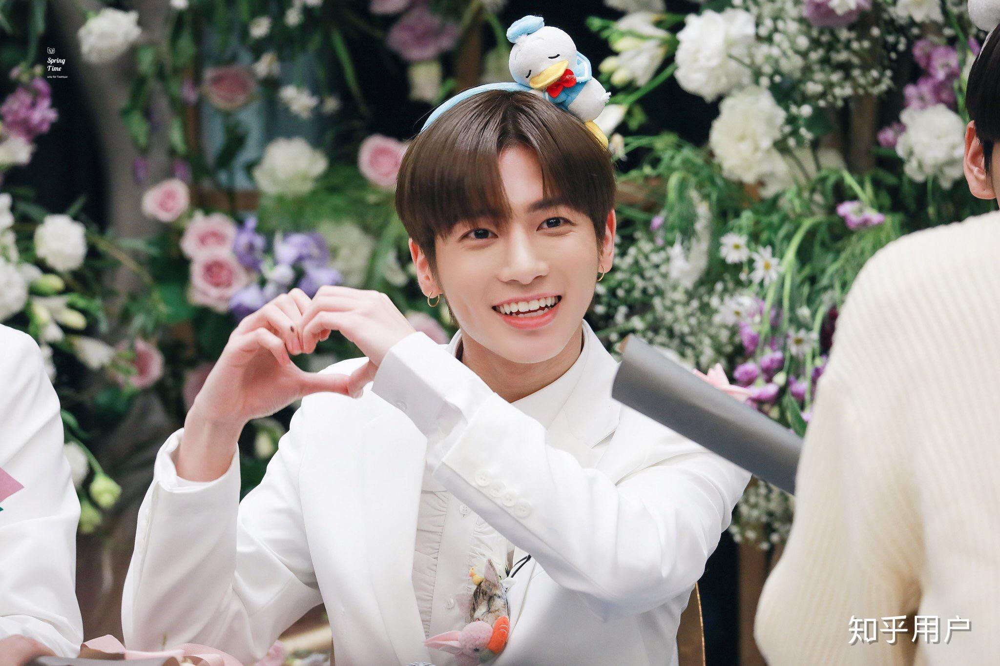 风流总裁追妻记先结婚后恋爱txt