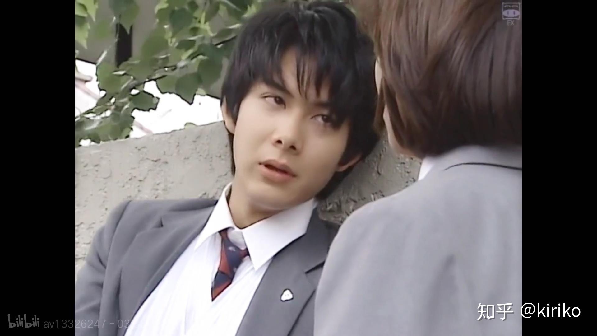 有没有人觉得王一博和柏原崇两人长得很像?