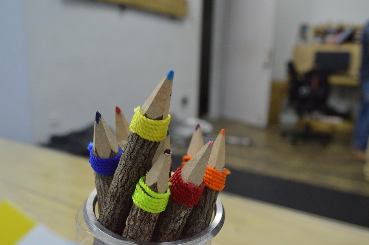 办公室桌上摆什么好