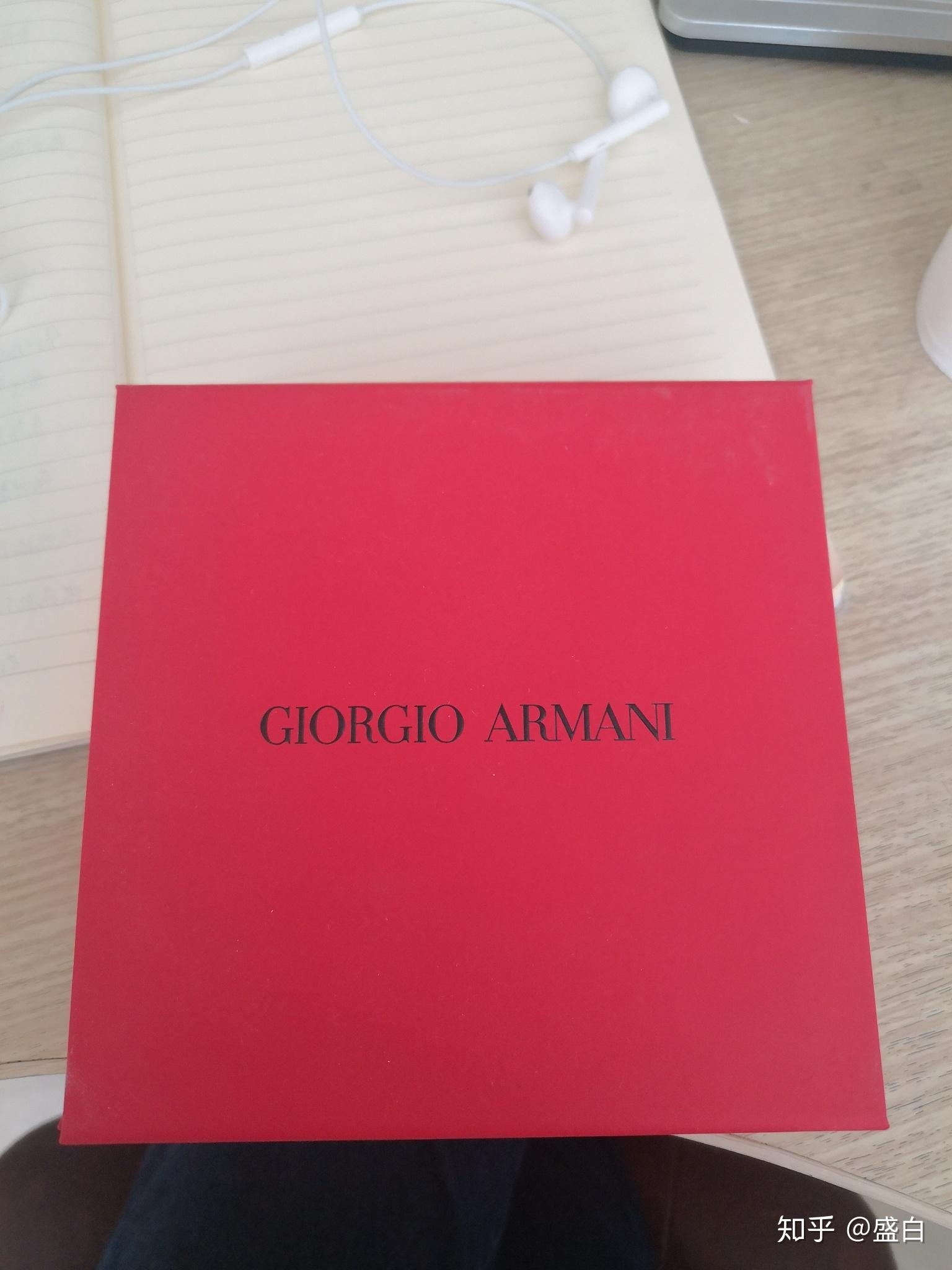 阿玛尼的包装盒是白色还是红色? - 知乎