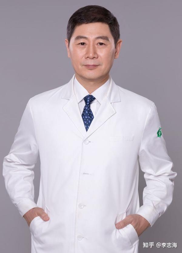 我是李志海,专注面部轮廓整容20余年,大家有面部轮廓方面的疑问,可以